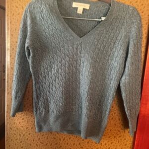 Banana Republic Gray V-Neck Cable Knit Sweater